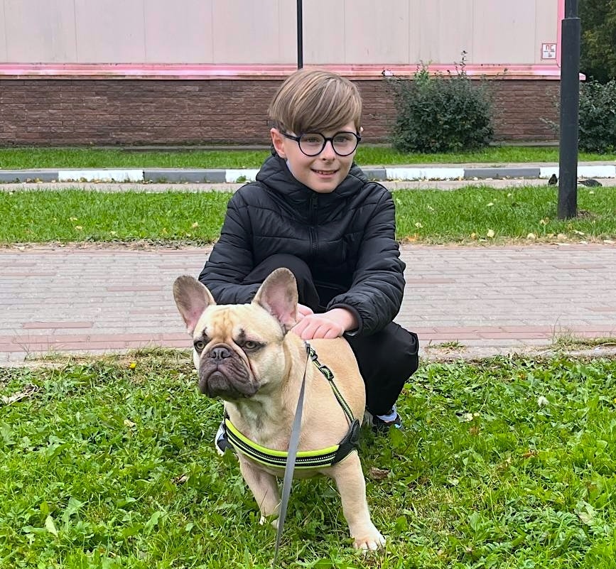 Александр Любезнов